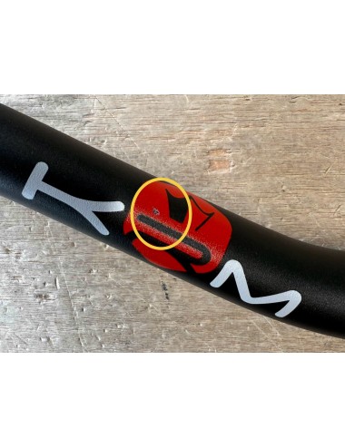 Guidon noir/rouge gros...